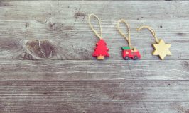 Combine DIY with Reusable Christmas Decor